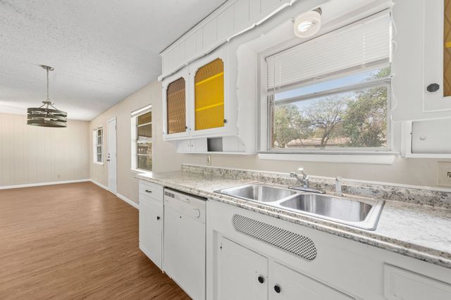 6624 Vega Drive, Fort Worth, TX 76133