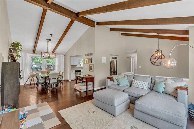 3428 Trail Road, Lawrence, KS 66049