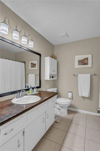 3428 Trail Road, Lawrence, KS 66049