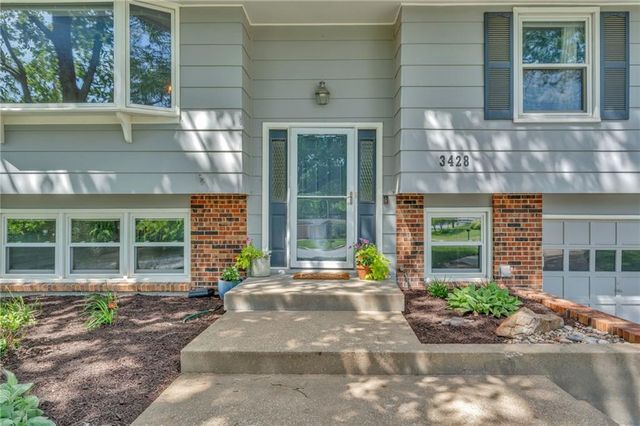 3428 Trail Road, Lawrence, KS 66049