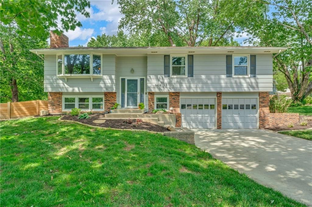 3428 Trail Road, Lawrence, KS 66049