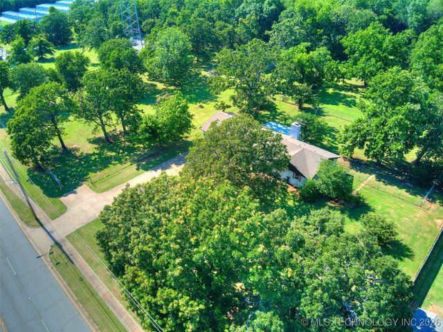 701 W 41st Street, Sand Springs, OK 74063