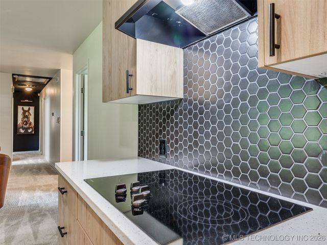 701 W 41st Street, Sand Springs, OK 74063