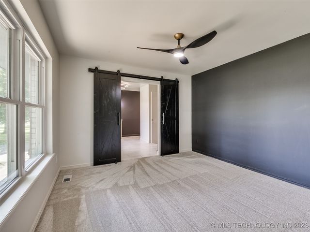 701 W 41st Street, Sand Springs, OK 74063