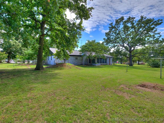 701 W 41st Street, Sand Springs, OK 74063