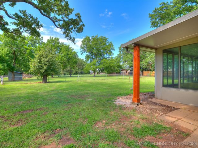 701 W 41st Street, Sand Springs, OK 74063