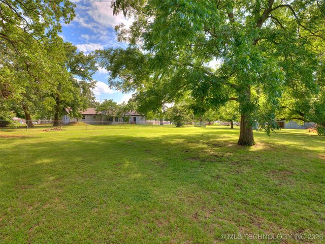 701 W 41st Street, Sand Springs, OK 74063