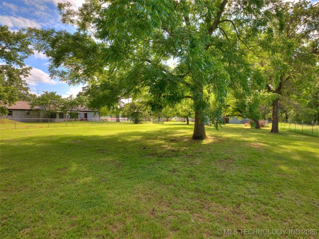 701 W 41st Street, Sand Springs, OK 74063