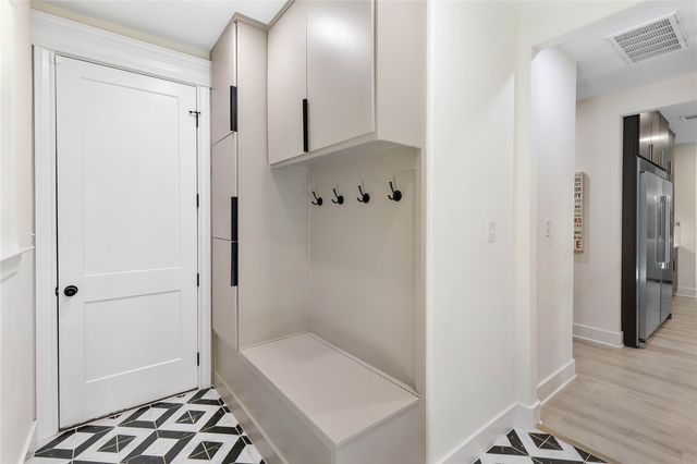 27510 Golf View Lane, Huffman, TX 77336