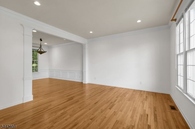 16 Bedford Dr, Bernards Twp., NJ 07920
