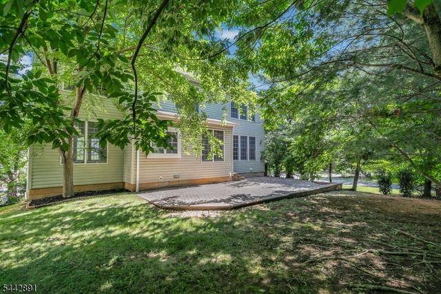 16 Bedford Dr, Bernards Twp., NJ 07920