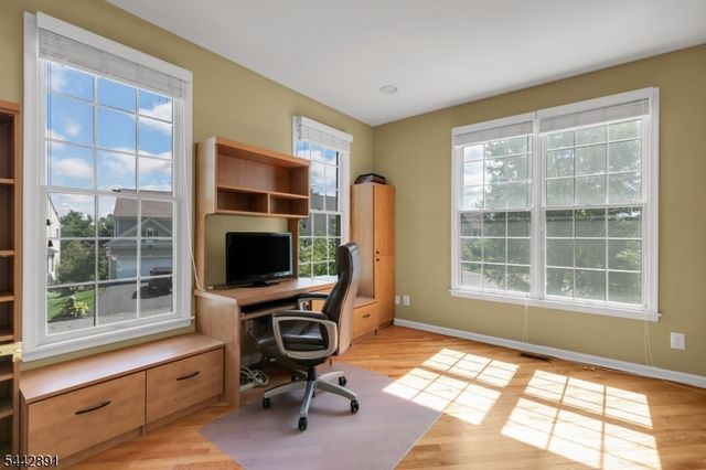 16 Bedford Dr, Bernards Twp., NJ 07920