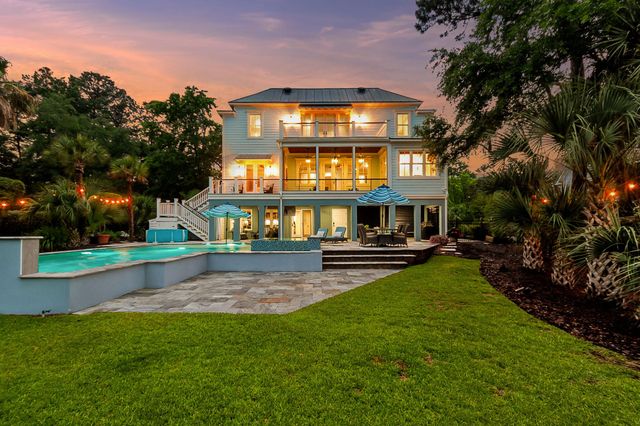 2254 Beckenham Drive, Mount Pleasant, SC 29466