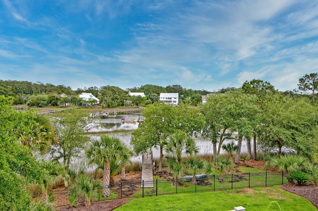 2254 Beckenham Drive, Mount Pleasant, SC 29466