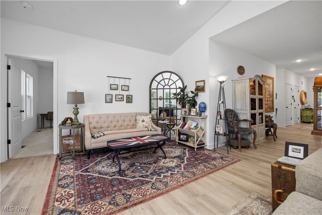 185 Harvest Way, Elyria, OH 44035