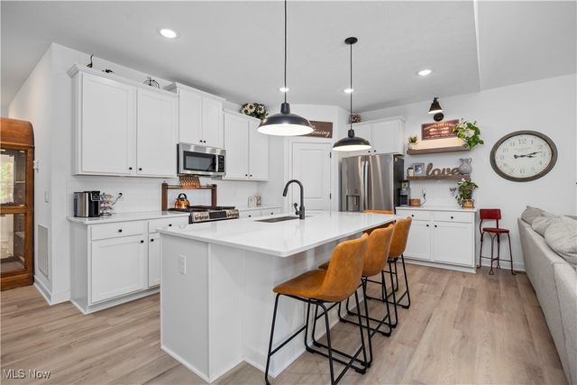 185 Harvest Way, Elyria, OH 44035