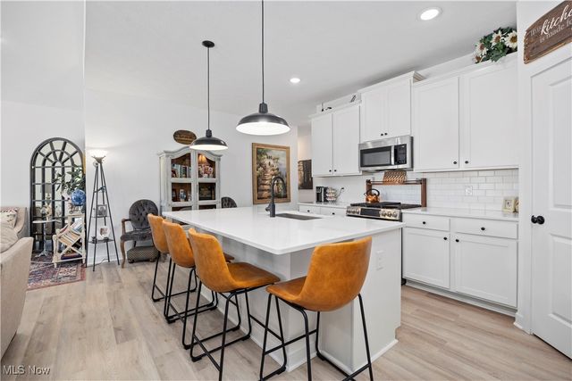 185 Harvest Way, Elyria, OH 44035