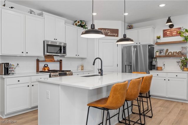 185 Harvest Way, Elyria, OH 44035