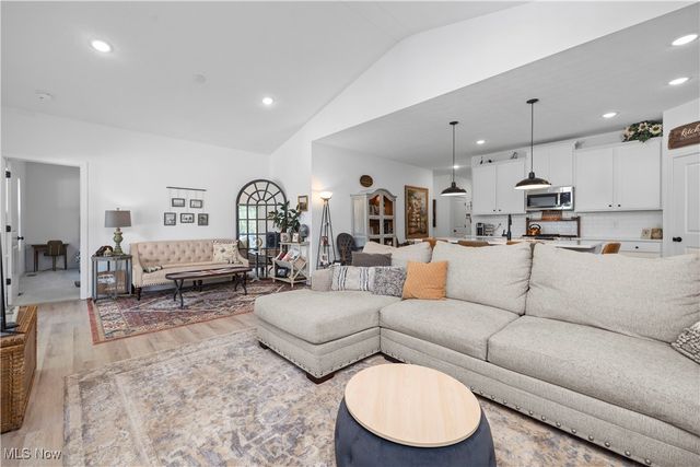 185 Harvest Way, Elyria, OH 44035