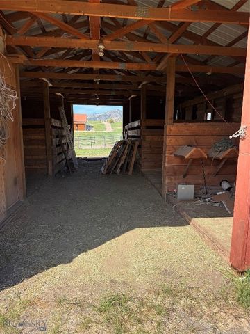 8350 Sypes Canyon Road, Bozeman, MT 59715