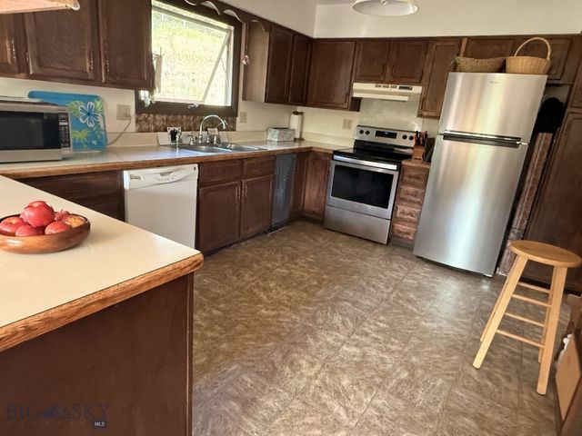 8350 Sypes Canyon Road, Bozeman, MT 59715