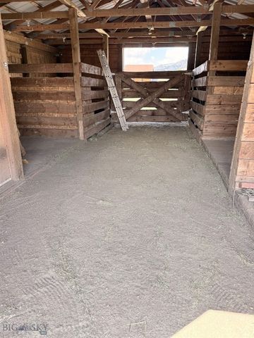 8350 Sypes Canyon Road, Bozeman, MT 59715