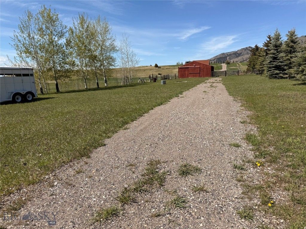 8350 Sypes Canyon Road, Bozeman, MT 59715 photo 21
