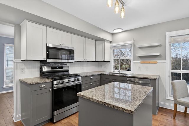 2797 Green Valley Drive, Ann Arbor, MI 48103