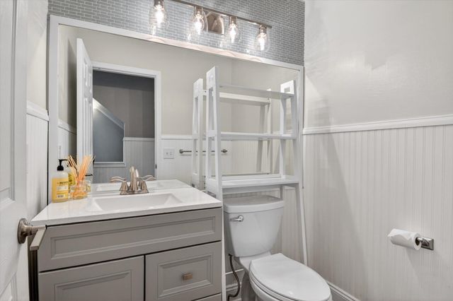 2797 Green Valley Drive, Ann Arbor, MI 48103