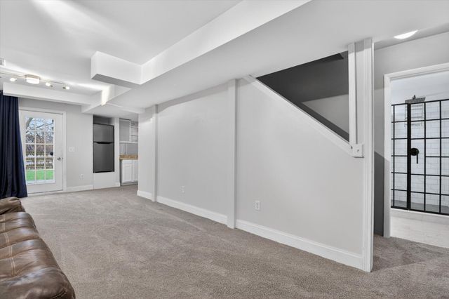 2797 Green Valley Drive, Ann Arbor, MI 48103