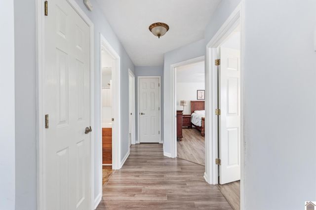 150 Lakeview Dr., Marion, KY 42064