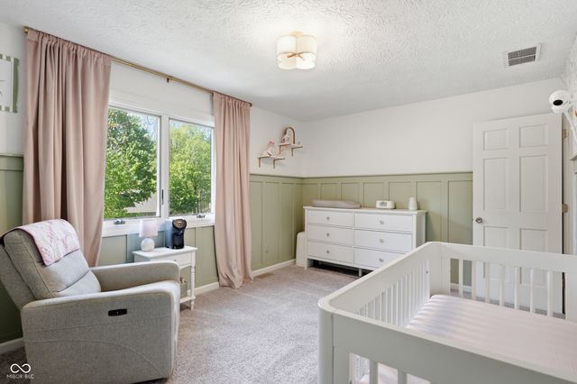 700 Round Court, Zionsville, IN 46077