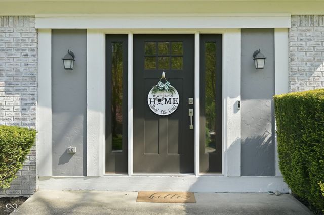 700 Round Court, Zionsville, IN 46077