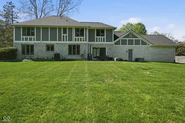 700 Round Court, Zionsville, IN 46077