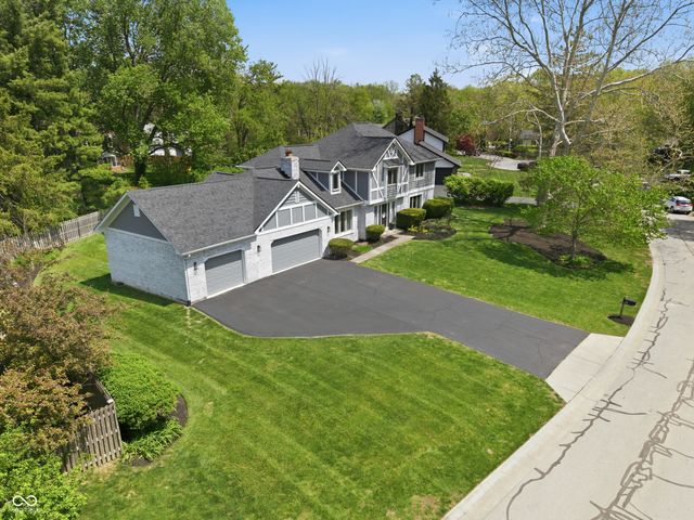 700 Round Court, Zionsville, IN 46077