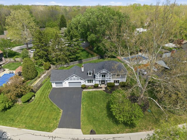 700 Round Court, Zionsville, IN 46077