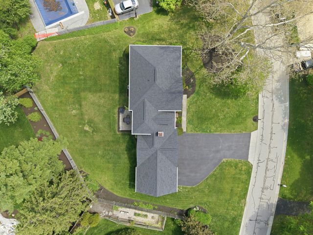 700 Round Court, Zionsville, IN 46077