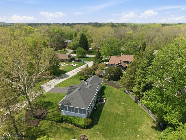 700 Round Court, Zionsville, IN 46077