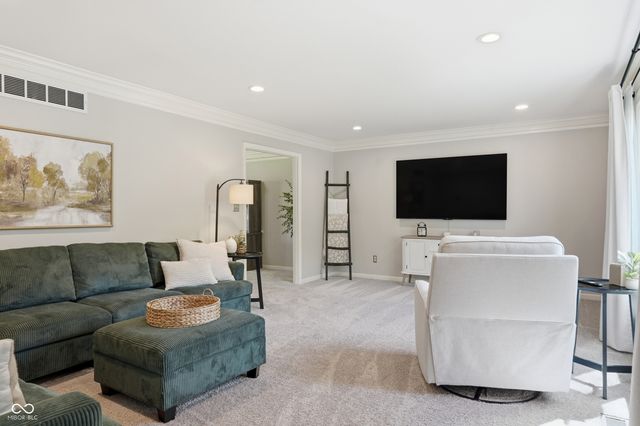 700 Round Court, Zionsville, IN 46077