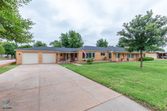 503 S CENTRAL Avenue, Knox City, TX 79529