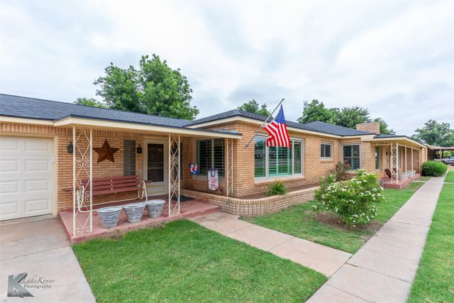 503 S CENTRAL Avenue, Knox City, TX 79529