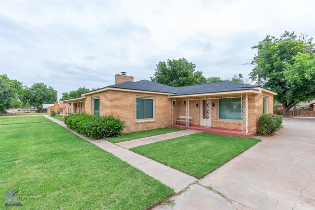 503 S CENTRAL Avenue, Knox City, TX 79529