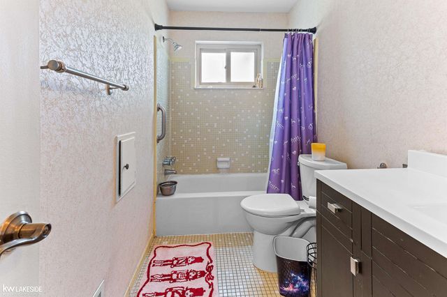 33157 Mccoy Drive, Sterling Heights, MI 48312