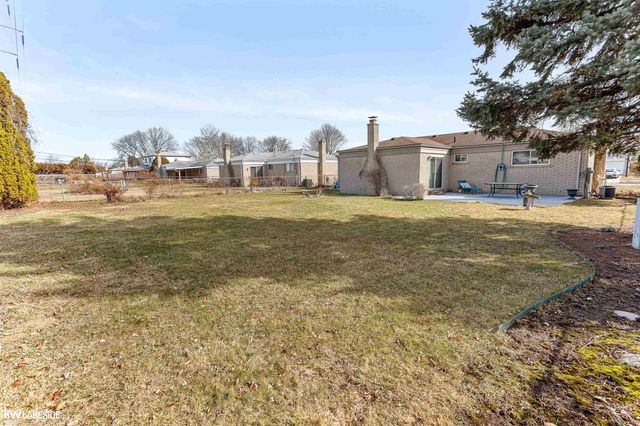 33157 Mccoy Drive, Sterling Heights, MI 48312