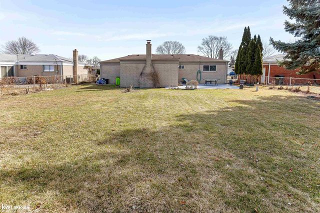 33157 Mccoy Drive, Sterling Heights, MI 48312