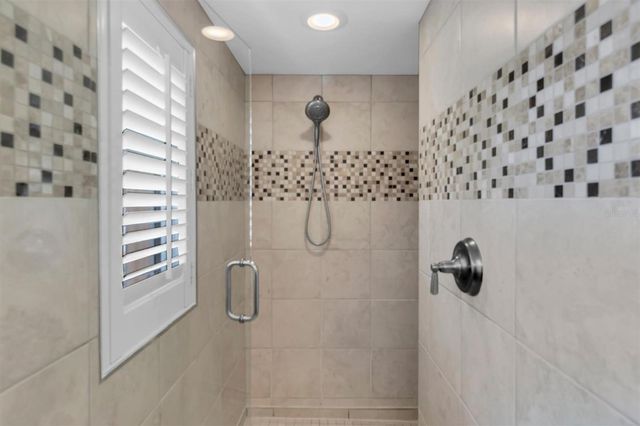 8101 BARDMOOR PLACE 104H, Seminole, FL 33777