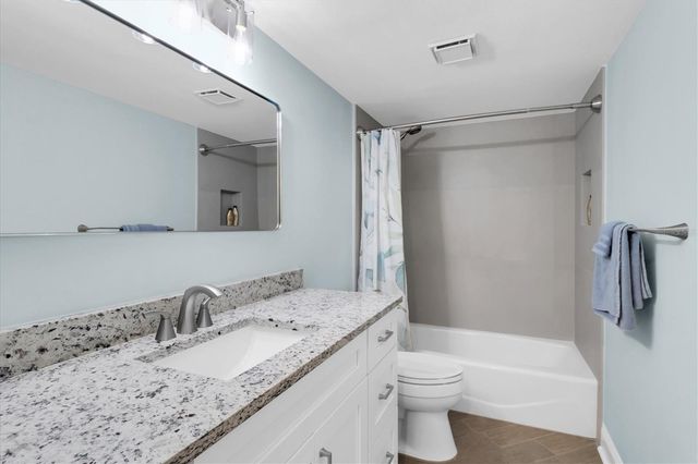 8101 BARDMOOR PLACE 104H, Seminole, FL 33777