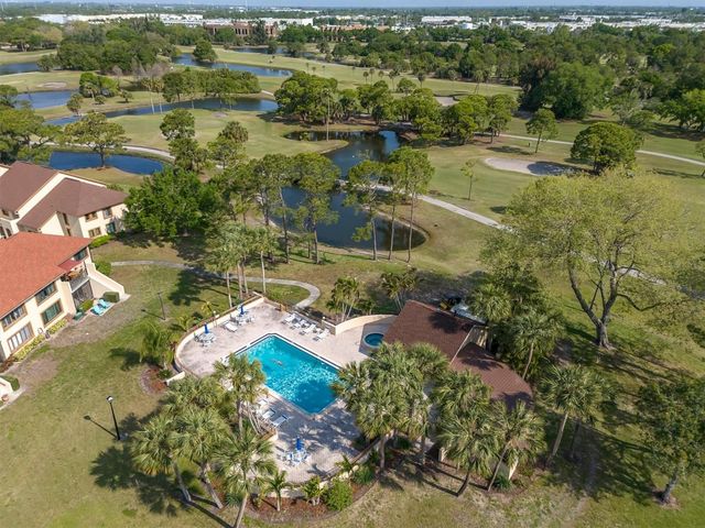 8101 BARDMOOR PLACE 104H, Seminole, FL 33777