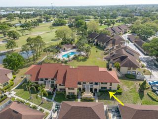 8101 BARDMOOR PLACE 104H, Seminole, FL 33777
