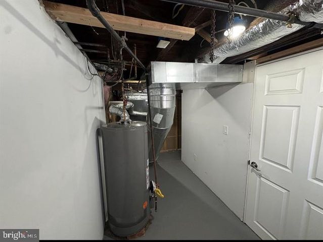 405 ELM AVE, Riverton, NJ 08077